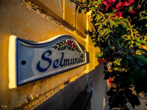 Selmunett - Malta Homestay