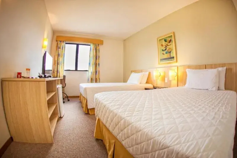 Hotel Campo Largo Express - Chambres
