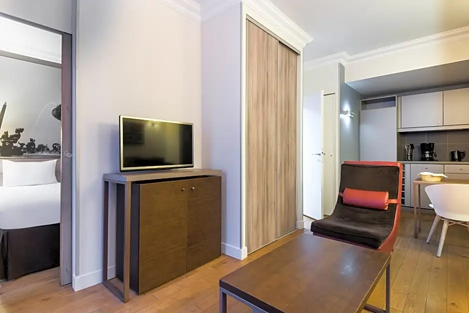 Standard Studio