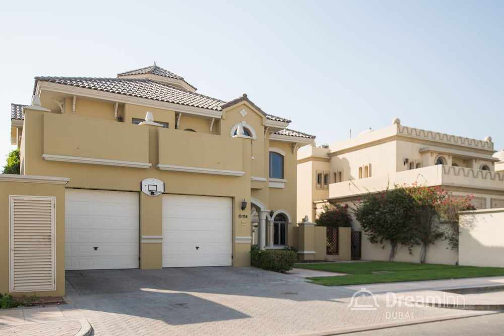 Dream Inn Dubai - Signature Villa