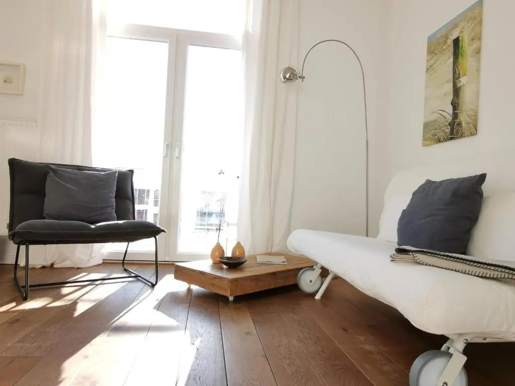 Apartment with balcony