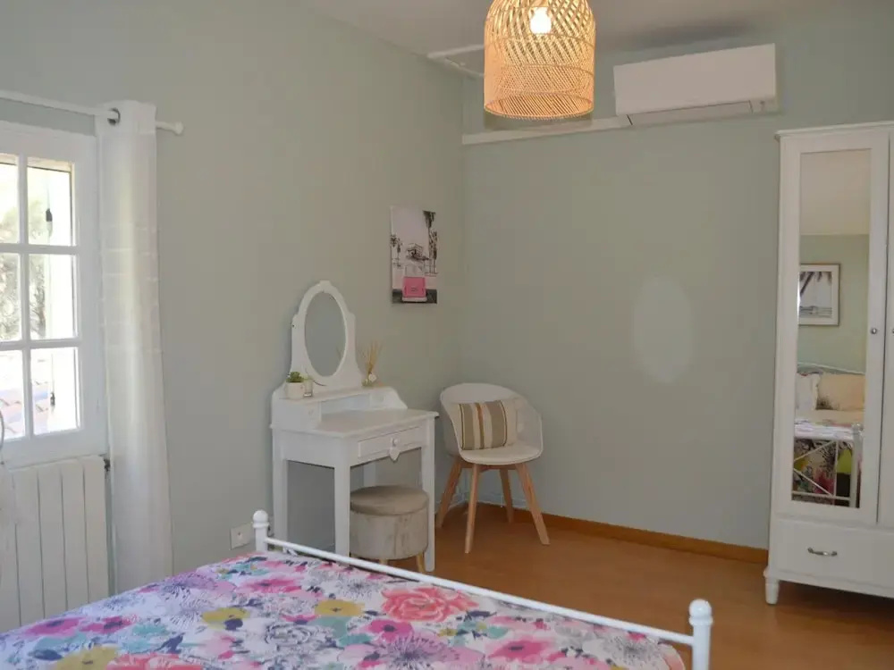 Voir la photo 3 — Holiday Home With Large Garden and Pool