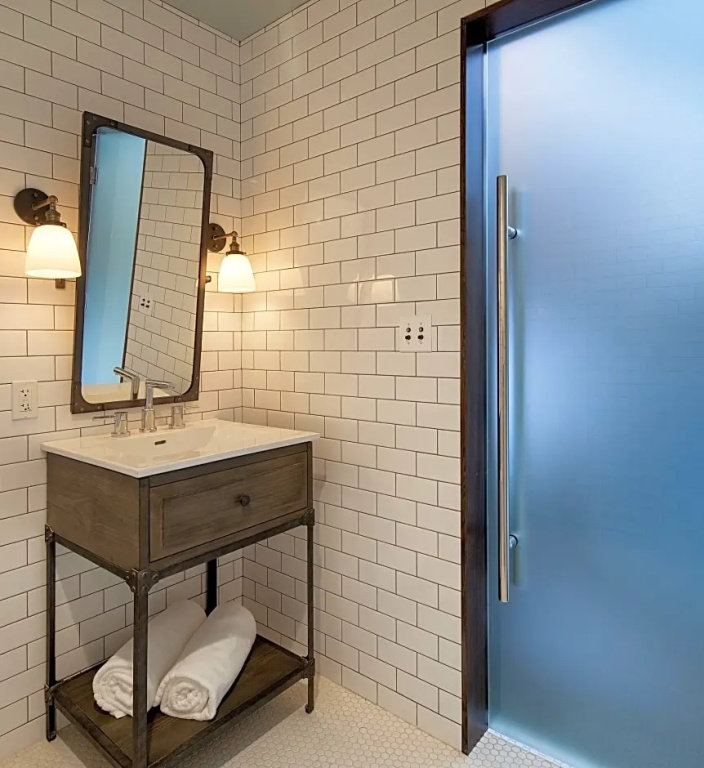 Moxy Santa Barbara - Chambres