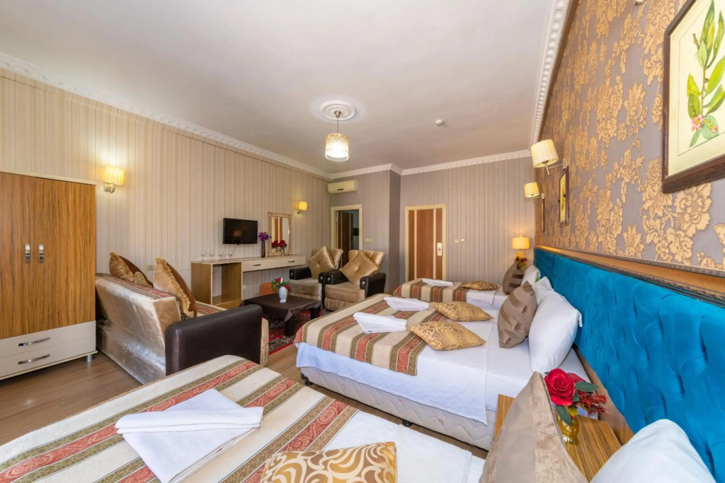 Hotel photo 12