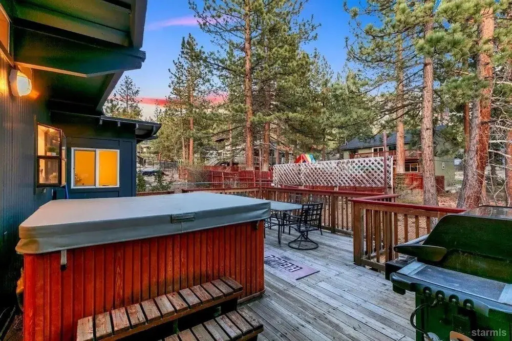 3748 Terrace Drive 5 Bedroom Home