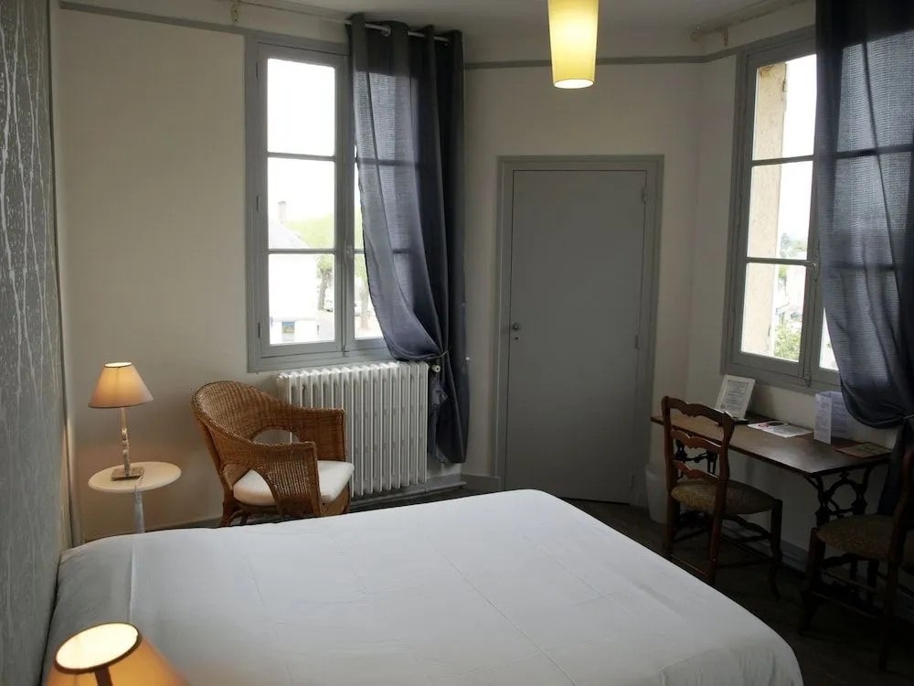 Le Cassini Hôtel-Restaurant - Général