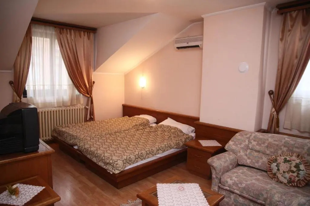 Garni Hotel PBG - Chambres