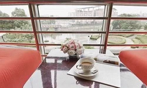Balcony & Terrace