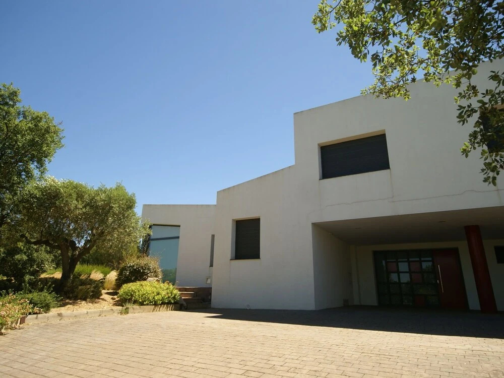 Gorgeous Villa in Santa Cristina D'aro With Pool