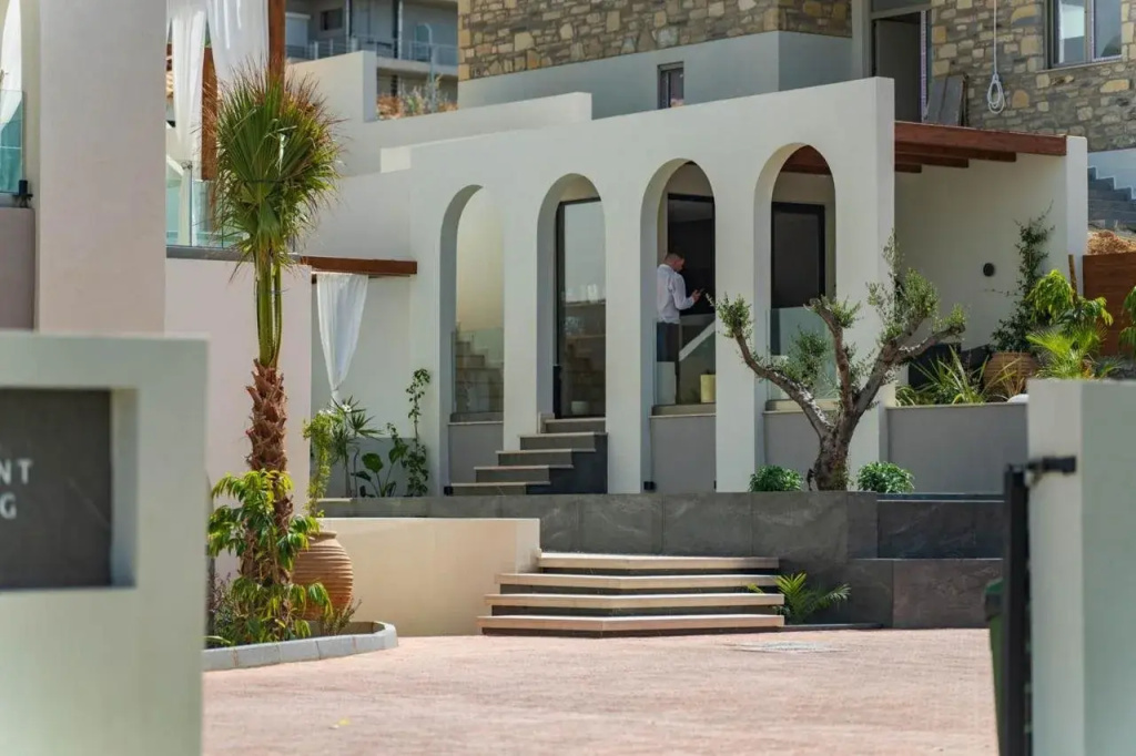 Vaya Suites by Omilos Hotels