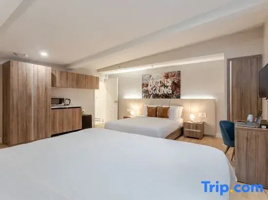 Standard Quadruple room