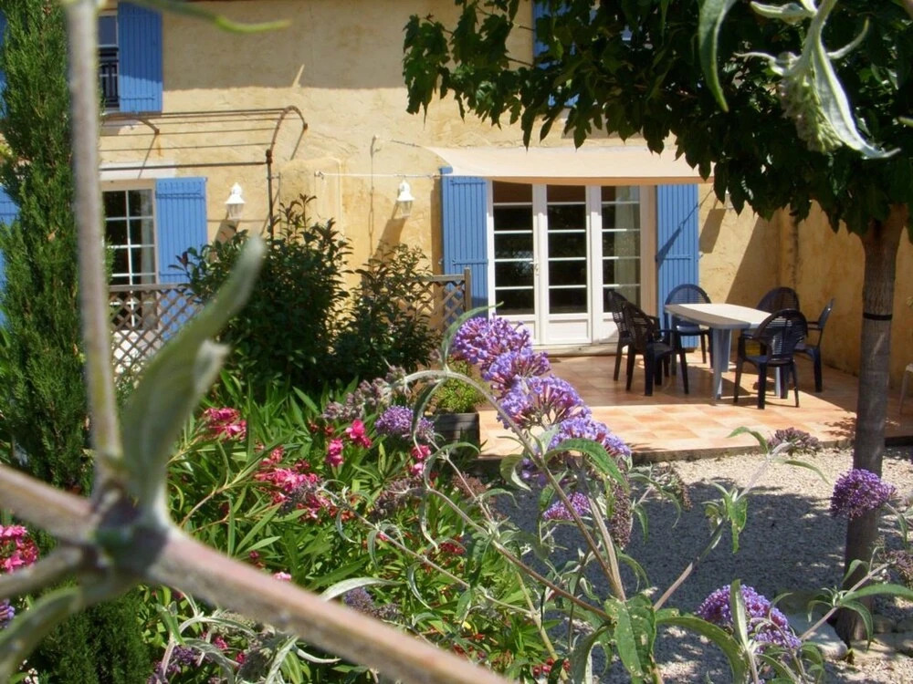 House With 3 Bedrooms In Sarrians, With Wonderful Mountain View, Priva