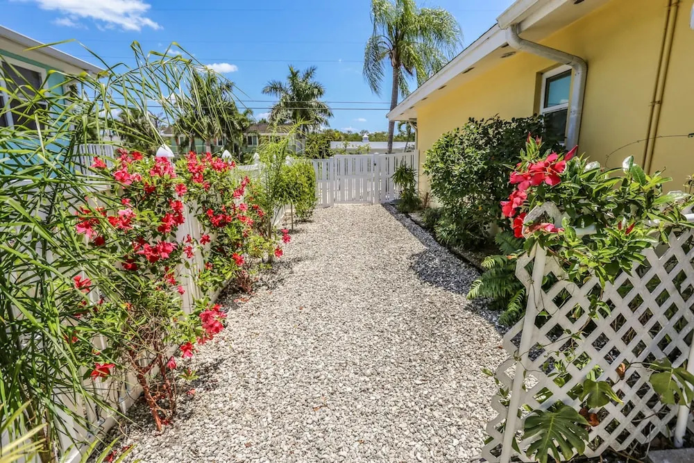 105 Tropical Shore Way