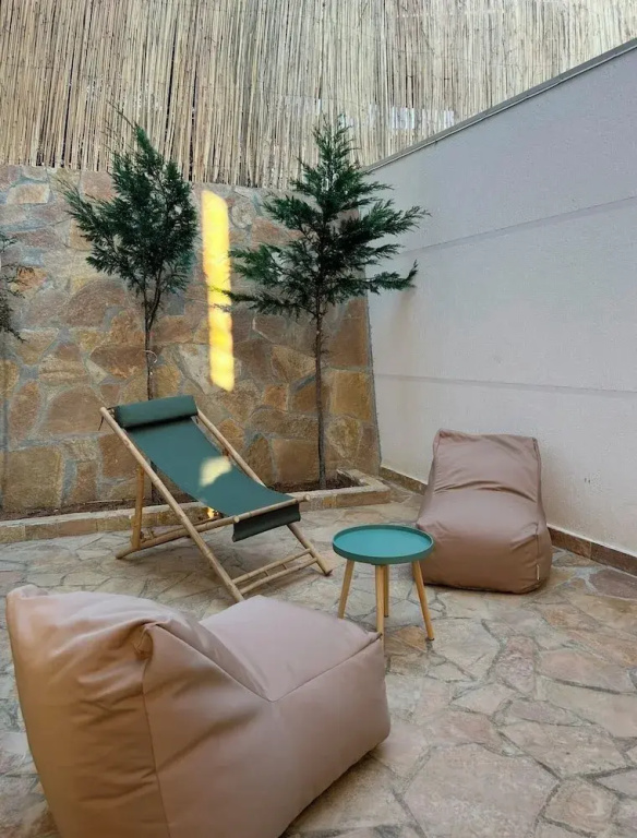 Economy room