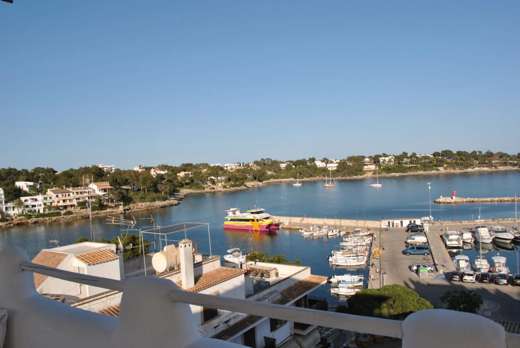 Beach & Waterfront