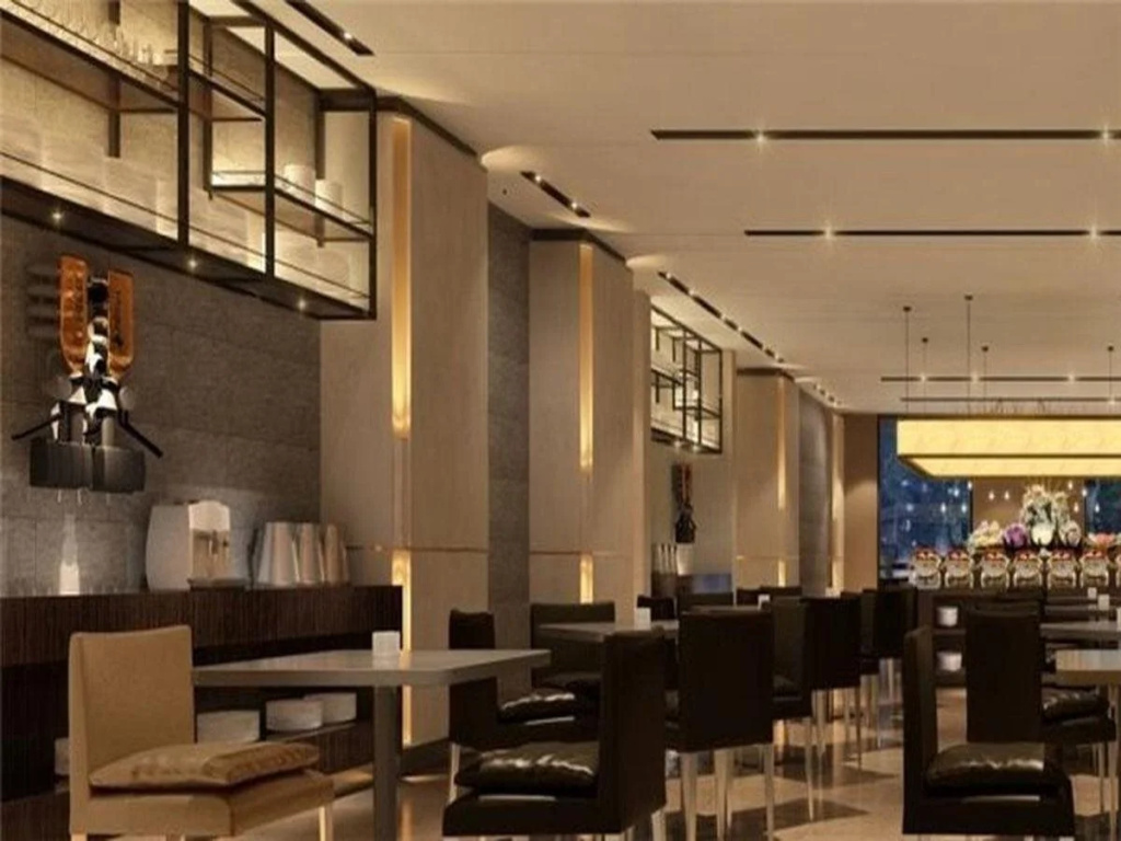 Food & Beverage