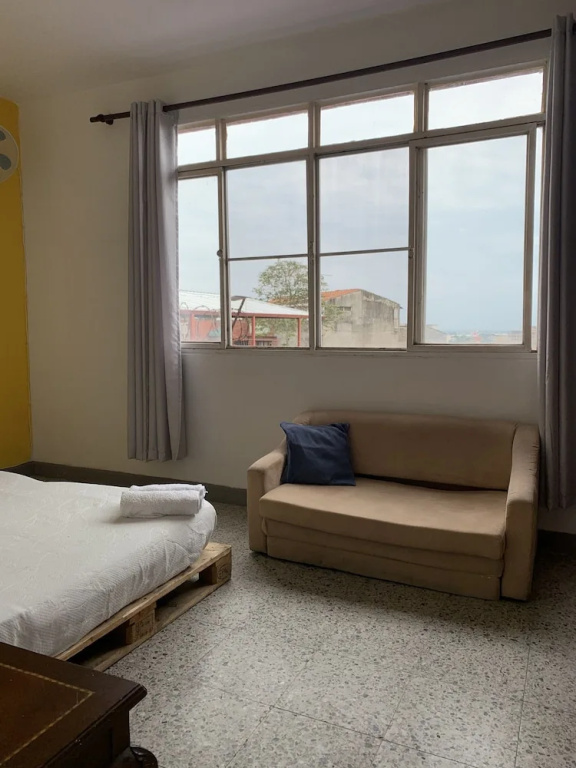 Economy room