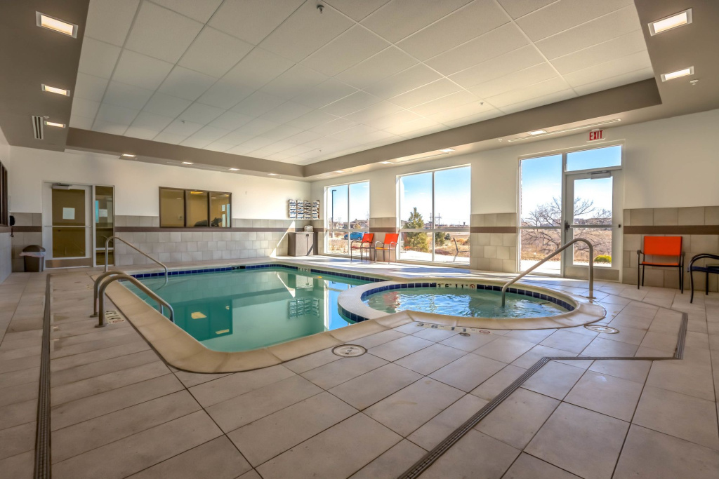 Wingate by Wyndham Loveland - 4