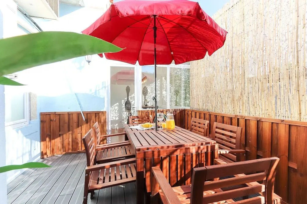 Balcony & Terrace