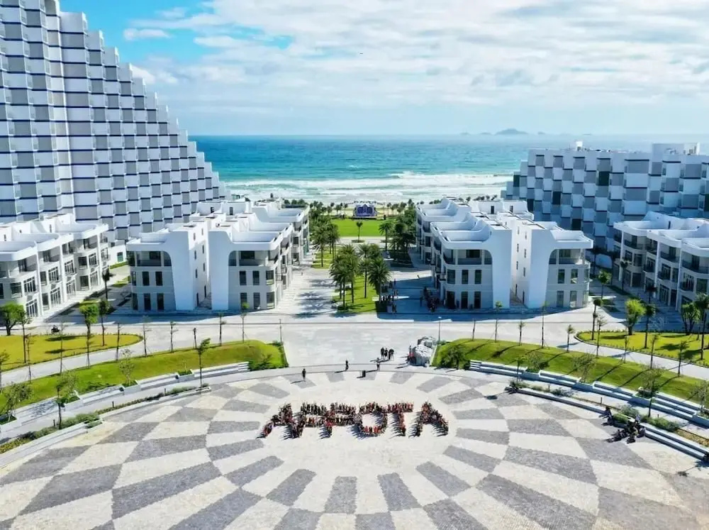 EMS HOUSE Sea View Apartment - The Arena Cam Ranh - фото 23