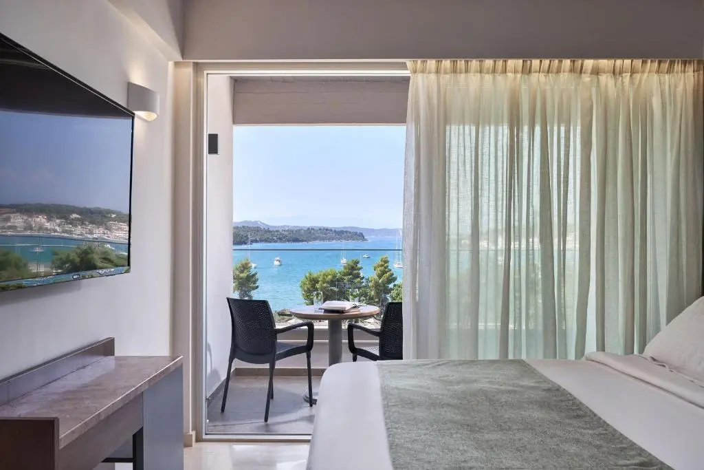 AKS Porto Heli - Chambres