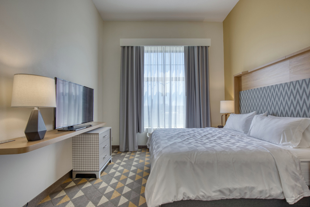 Holiday Inn Hotel & Suites Madison West - Middleton by IHG - Général