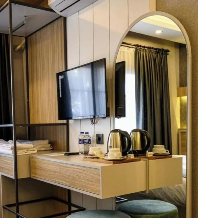 Economy room