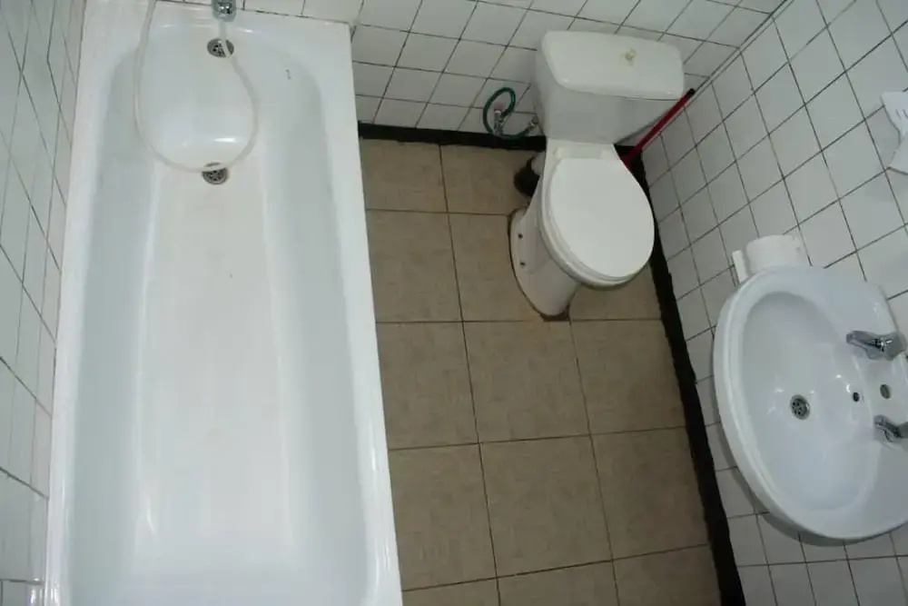 Comfort room