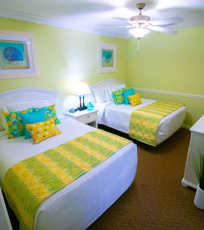 2 Bedrooms Villa