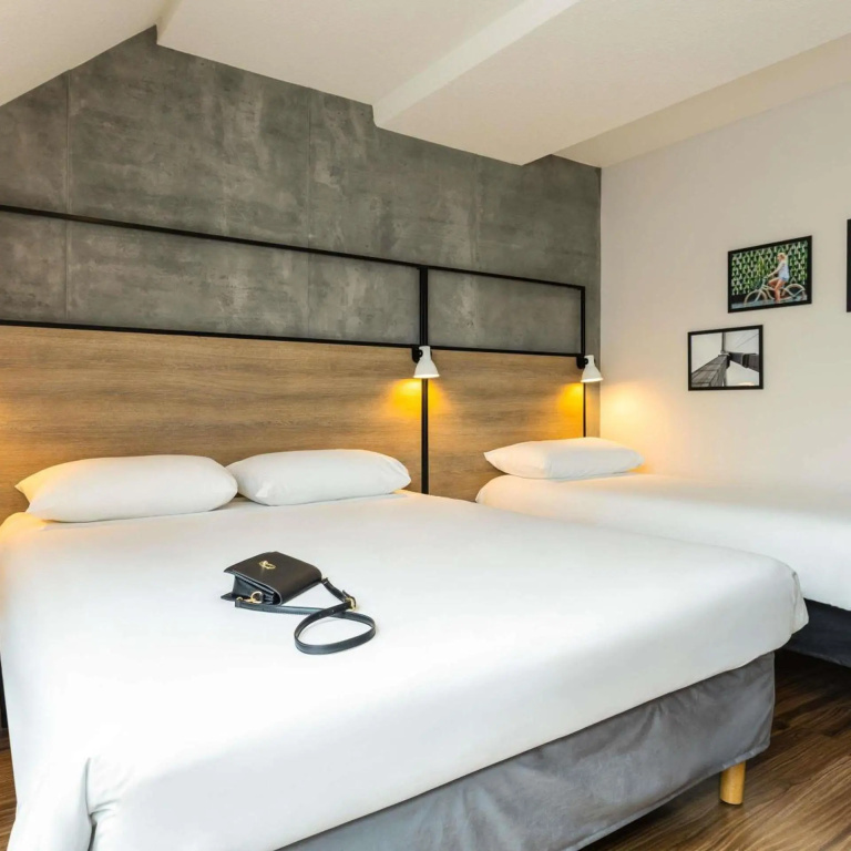 Voir la photo 3 — ibis Bordeaux Nord Carbon Blanc
