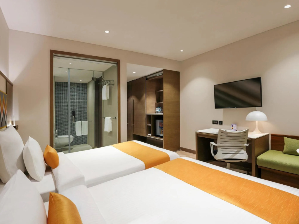 Novotel Guwahati GS Road Hotel — фото 5