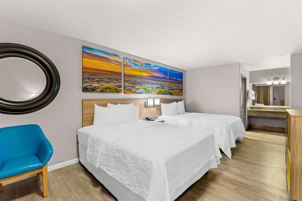 Days Inn by Wyndham Buckeye - фото 7