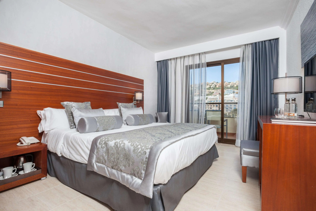 Zafiro Rey Don Jaime - Chambres