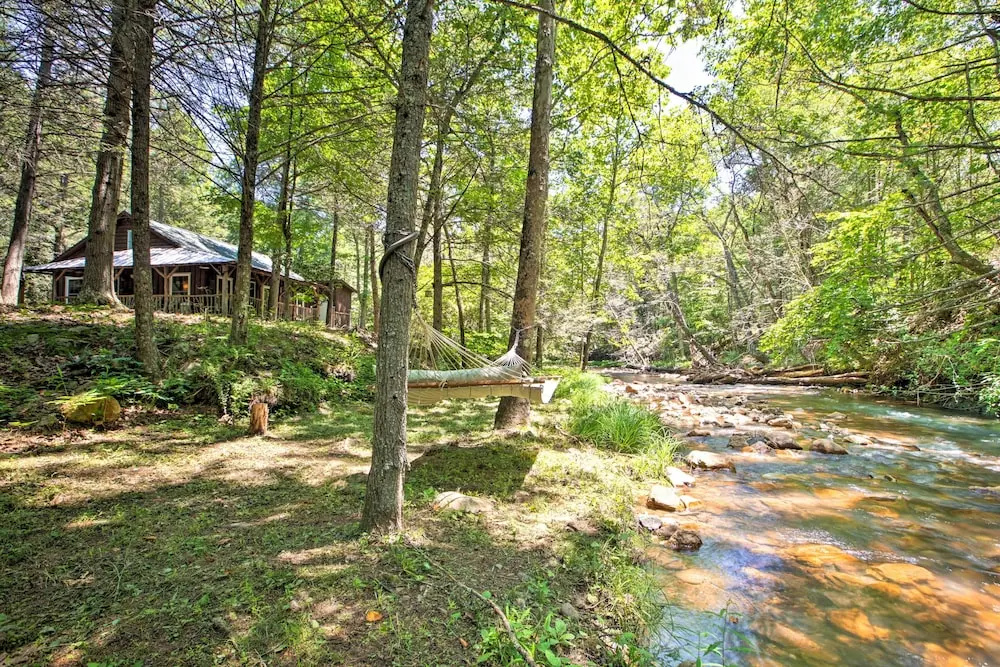 'clearwater Cabin' on 10 Acres w/ Trout Stream!