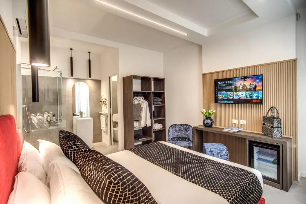 Superior Double room (full double bed)