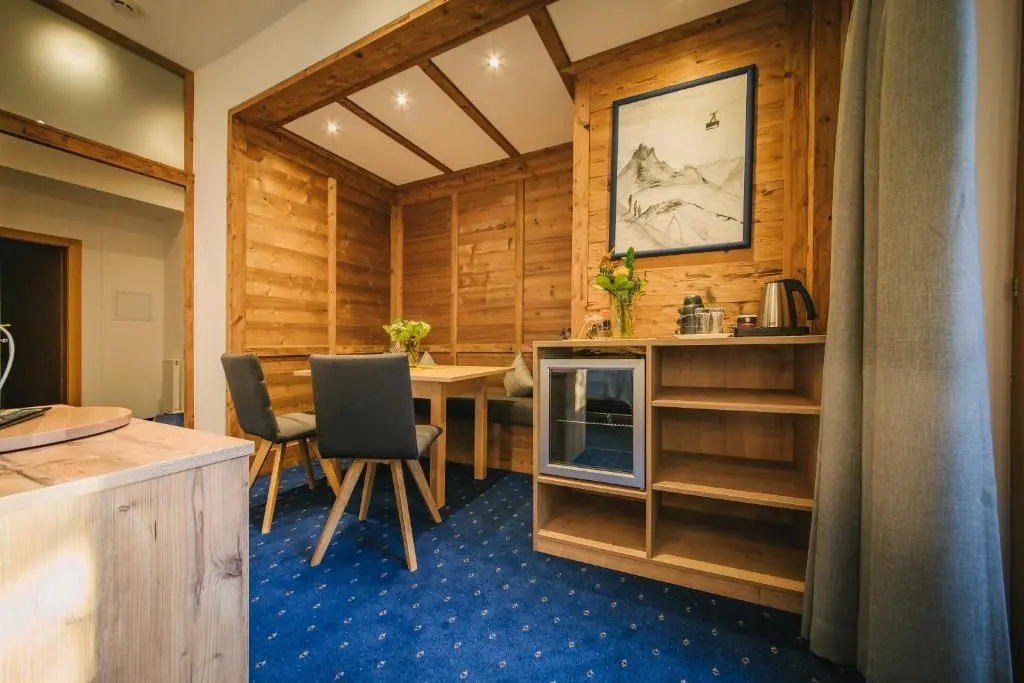 1 Bedroom Suite