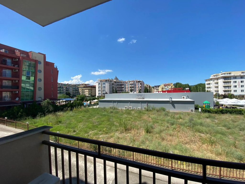 Private Studio SUMMER BREZE 204
