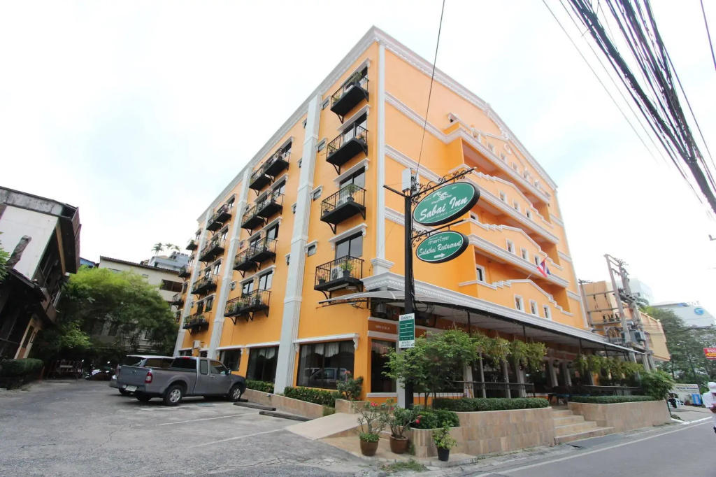 Sabai Inn — фото