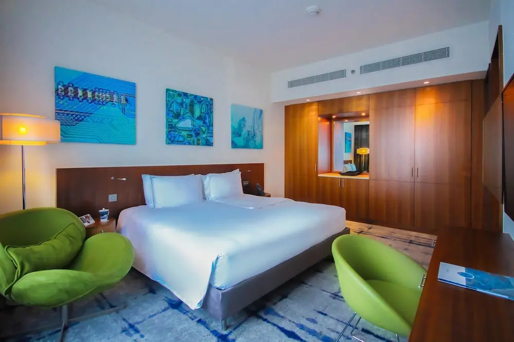 Media One Hotel Dubai - Chambres
