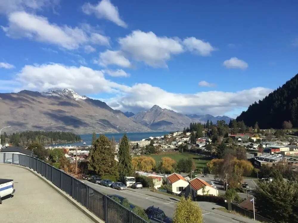 Queenstown's Best Downtown Location - Great Views