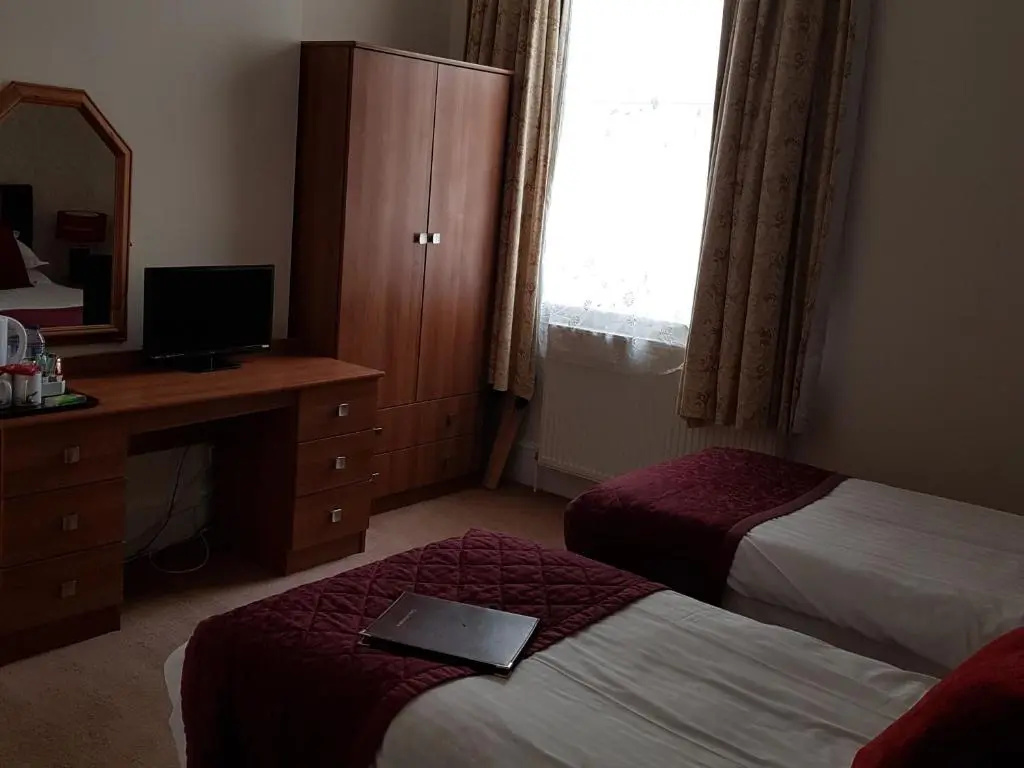 Standard Double room (twin beds)