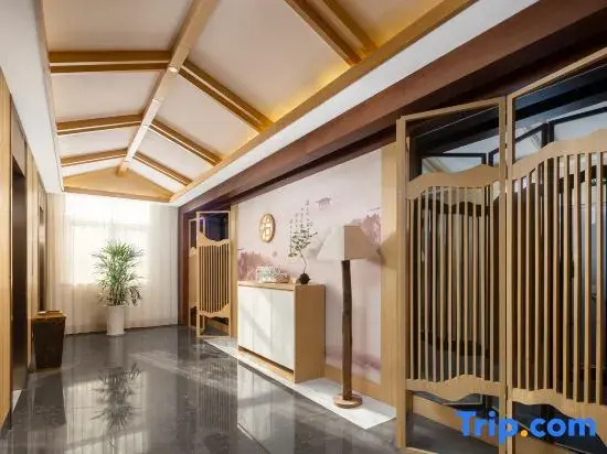 Jianguo Puyin Hotel (Xi'an Big Wild Goose Pagoda Datang Everbright City Branch)