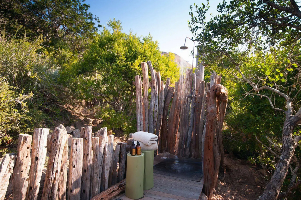 HillsNek Safari Camp - Amakhala Game Reserve