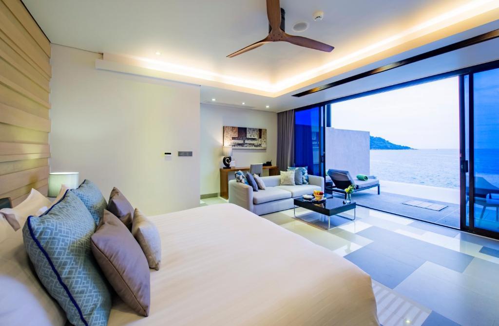 Люкс с бассейном Deluxe в Impiana Private Villas Kata Noi