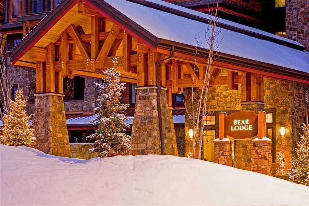 6112 Bear Lodge, Trappeur's Crossing Apartment 3