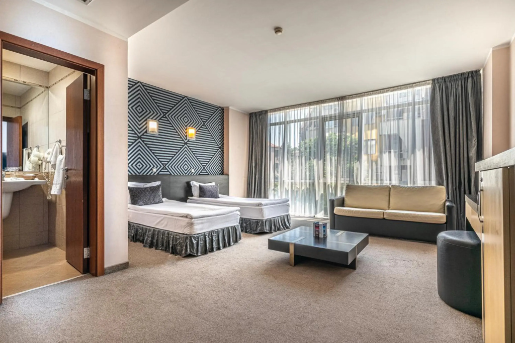 Hotel photo 13