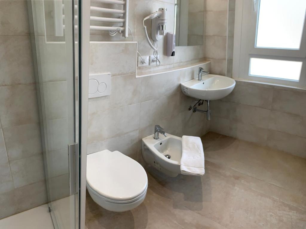 Superior Double room (full double bed)