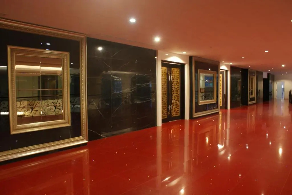 Merlynn Park Hotel - Général