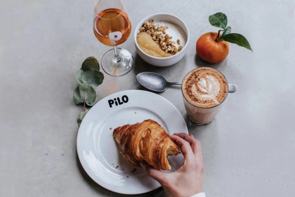 The People Lyon by null