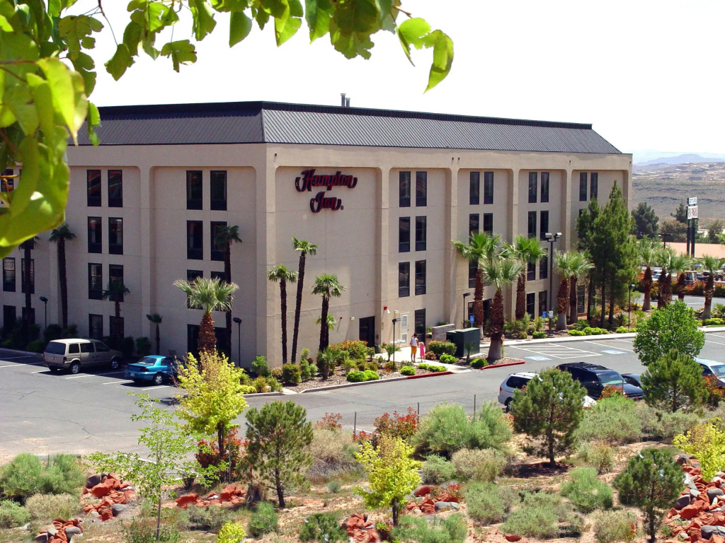 Hampton Inn St George - 2